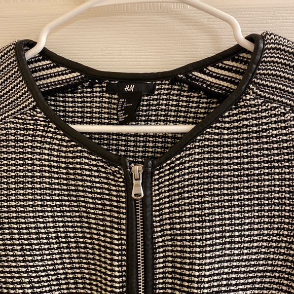 H&M zip front sweater - Picture 3 of 5